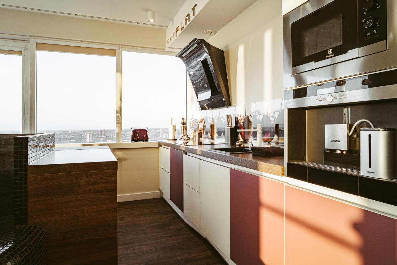Sky Flat Jacuzzi 27 Floor Apartment Klaipeda Bagian luar foto